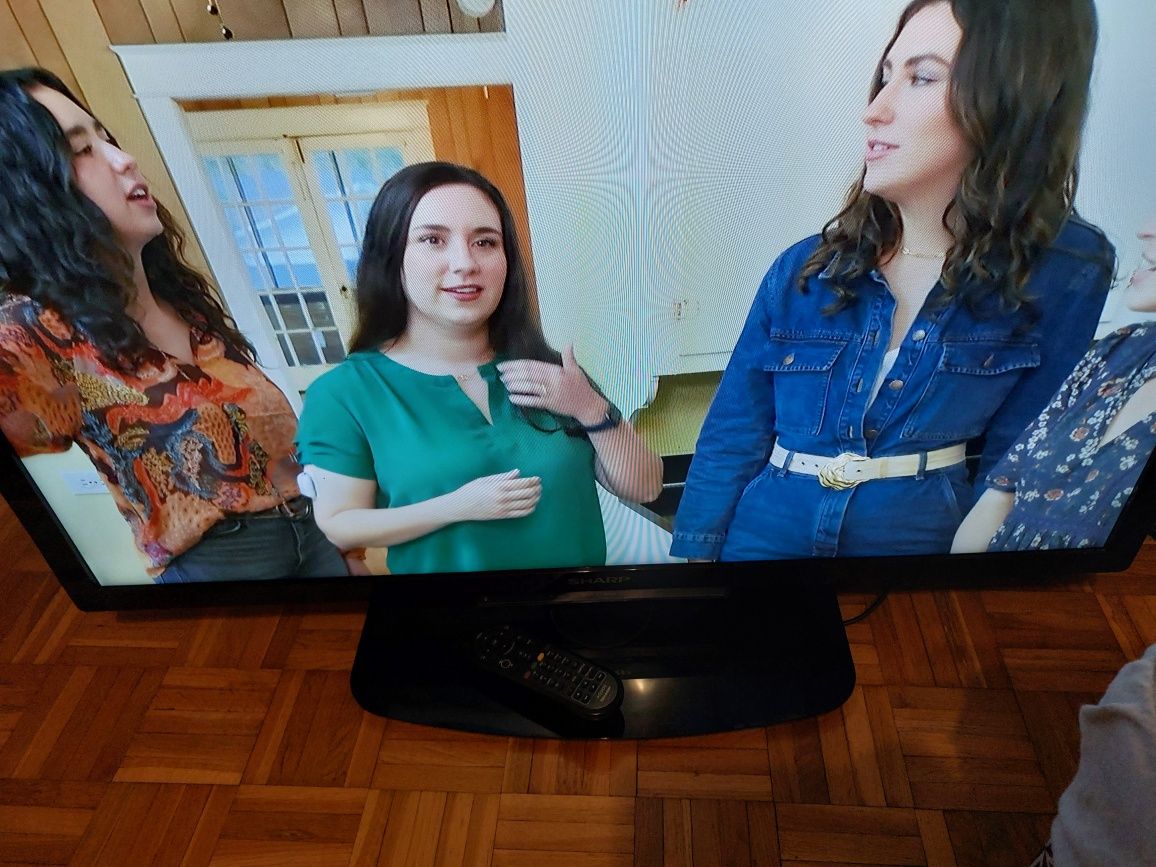 Telewizor LG 42lb5500 i SHARP LC 40LX610 USB HDMI