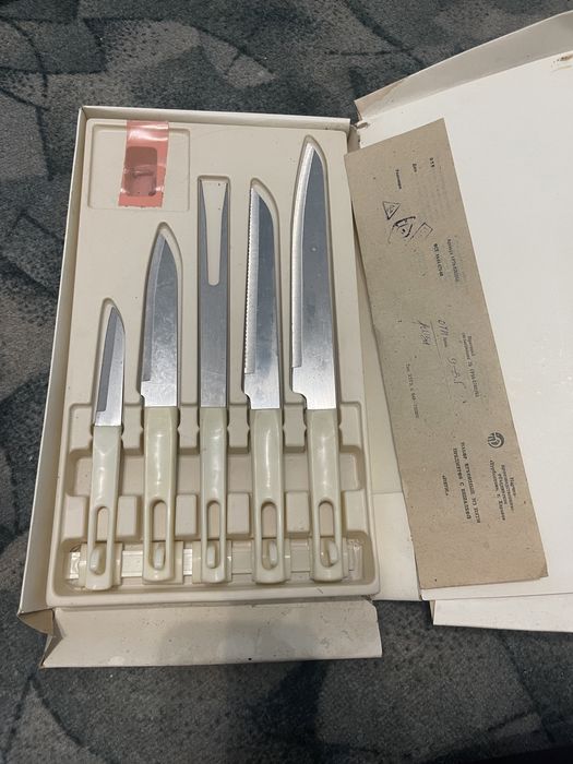 Набір кухонних ножів старих нержавійка
