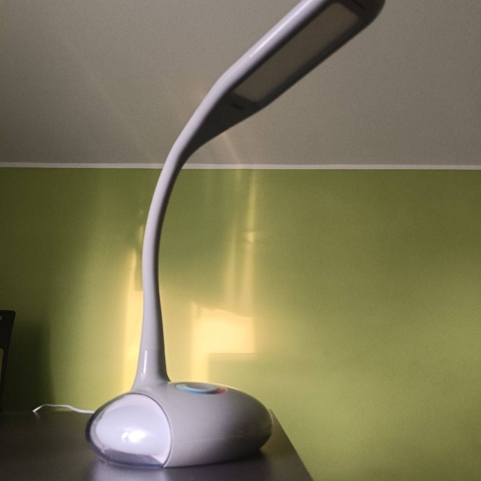 Kolorowa Lampka biurkowa