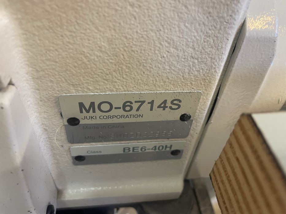 Maszynado szycia owerlok JUKI MO 6714 serwo