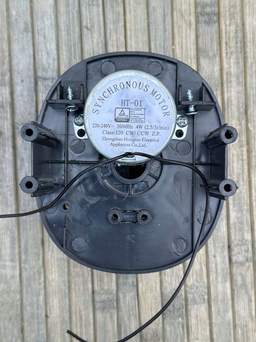 Silnik oscylacji z podstawą Ardes ORACLE 5T1000