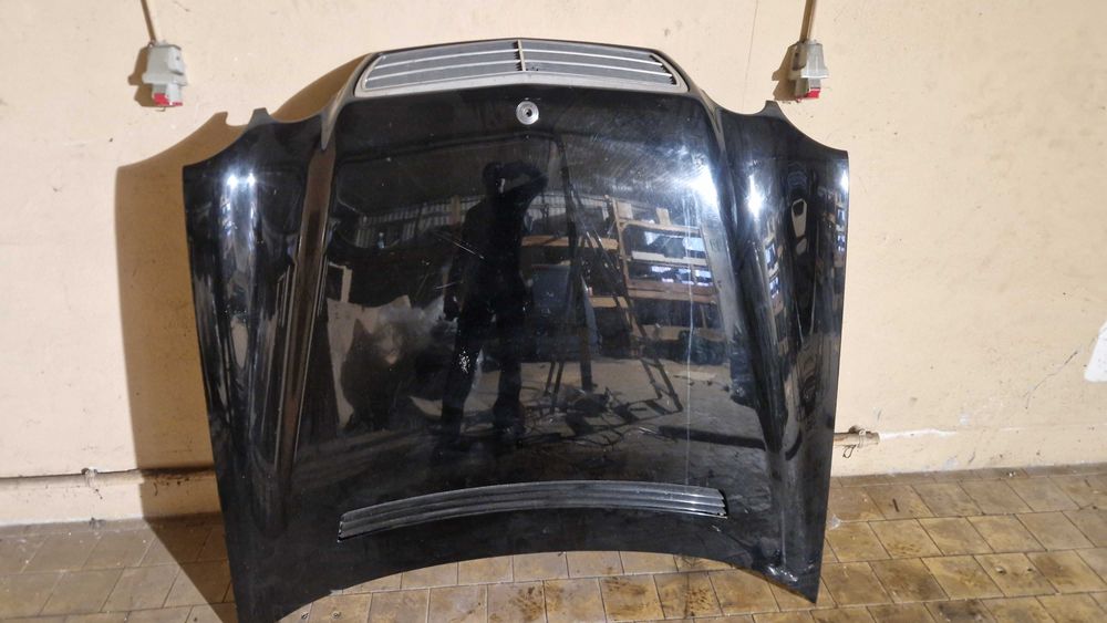 Maska MERCEDES W210 czarna bez rdzy