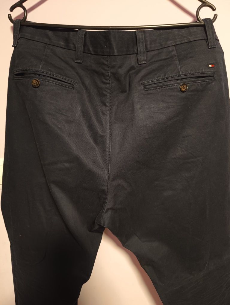 Tommy Hilfiger 36/34 Bleecker Chino Slim Fit