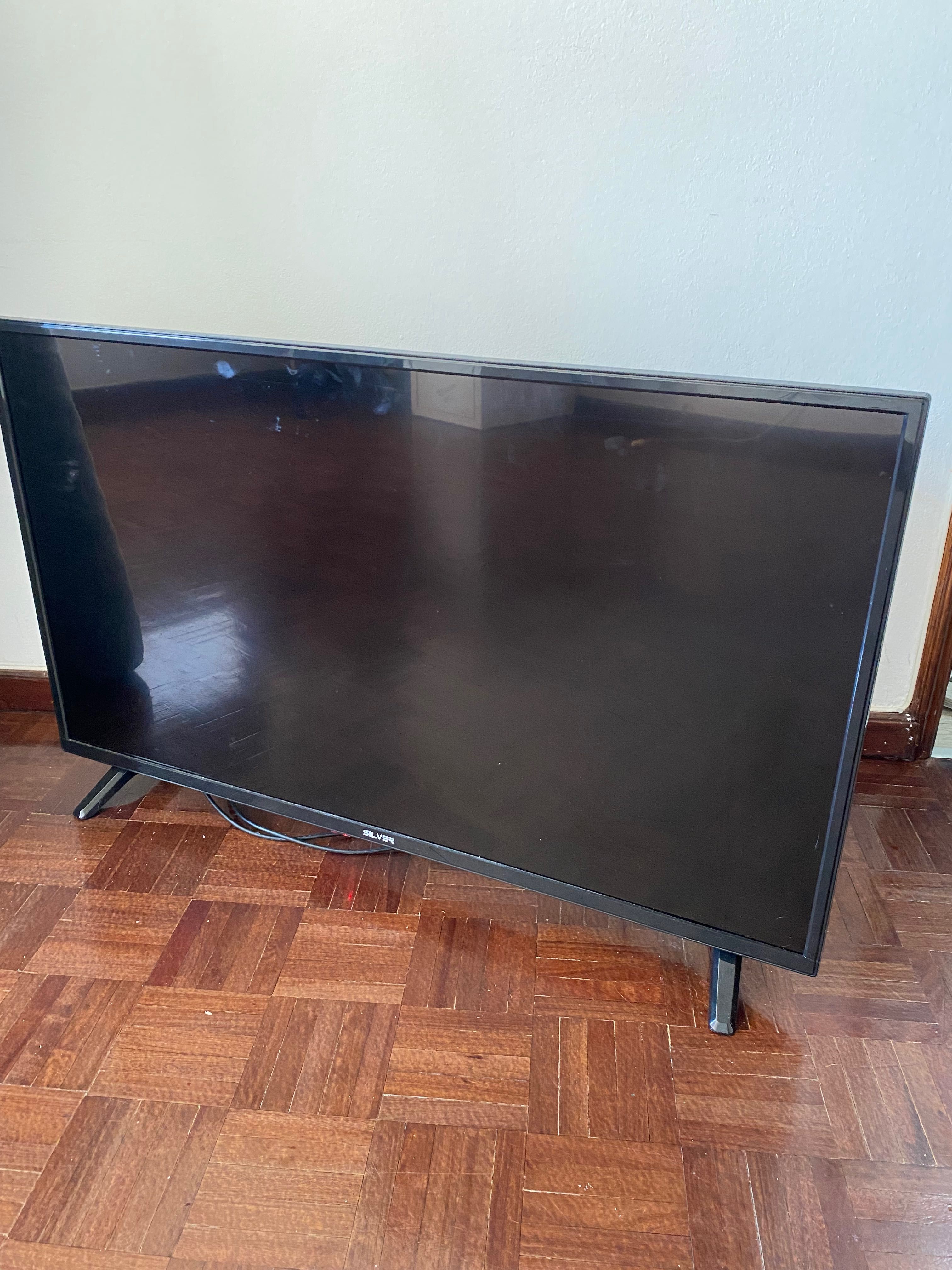 TV Smart 40” como nova
