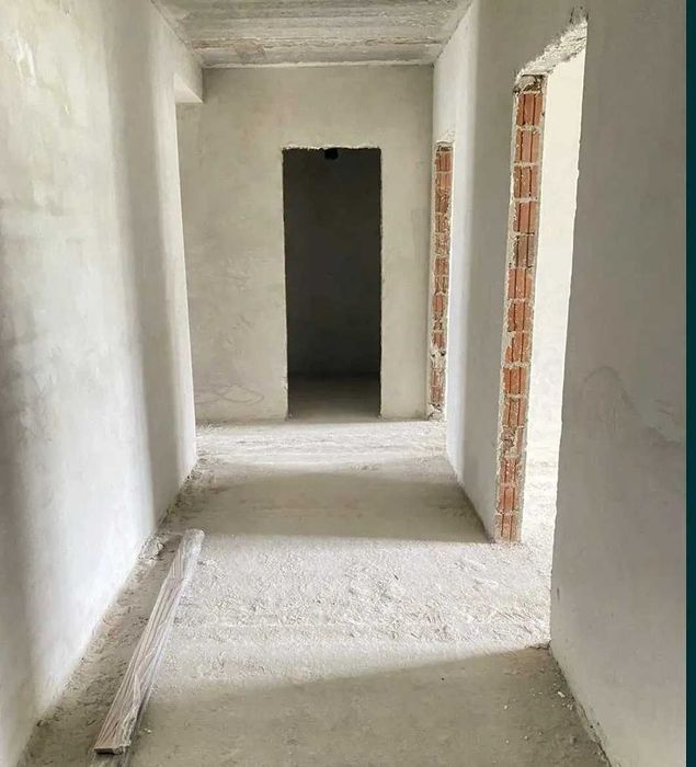 3к квартира! З виглядом на озеро.