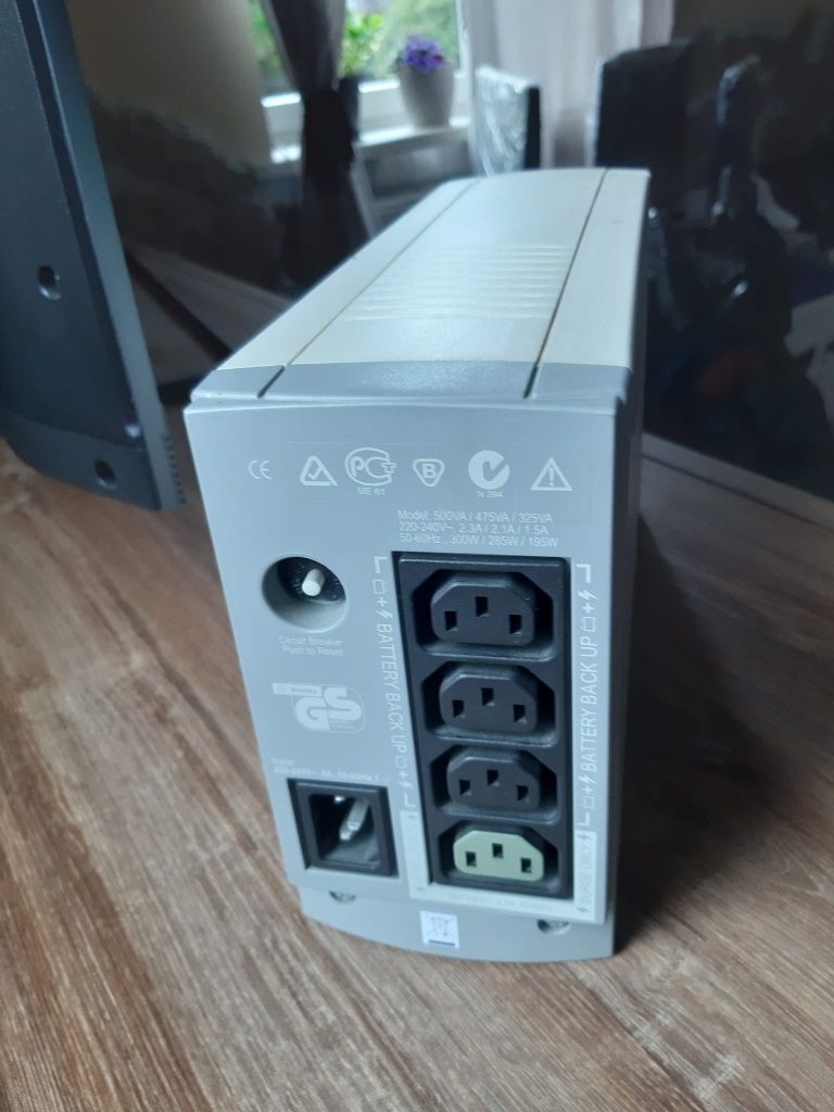 Zasilacz BACK UPS APC 500