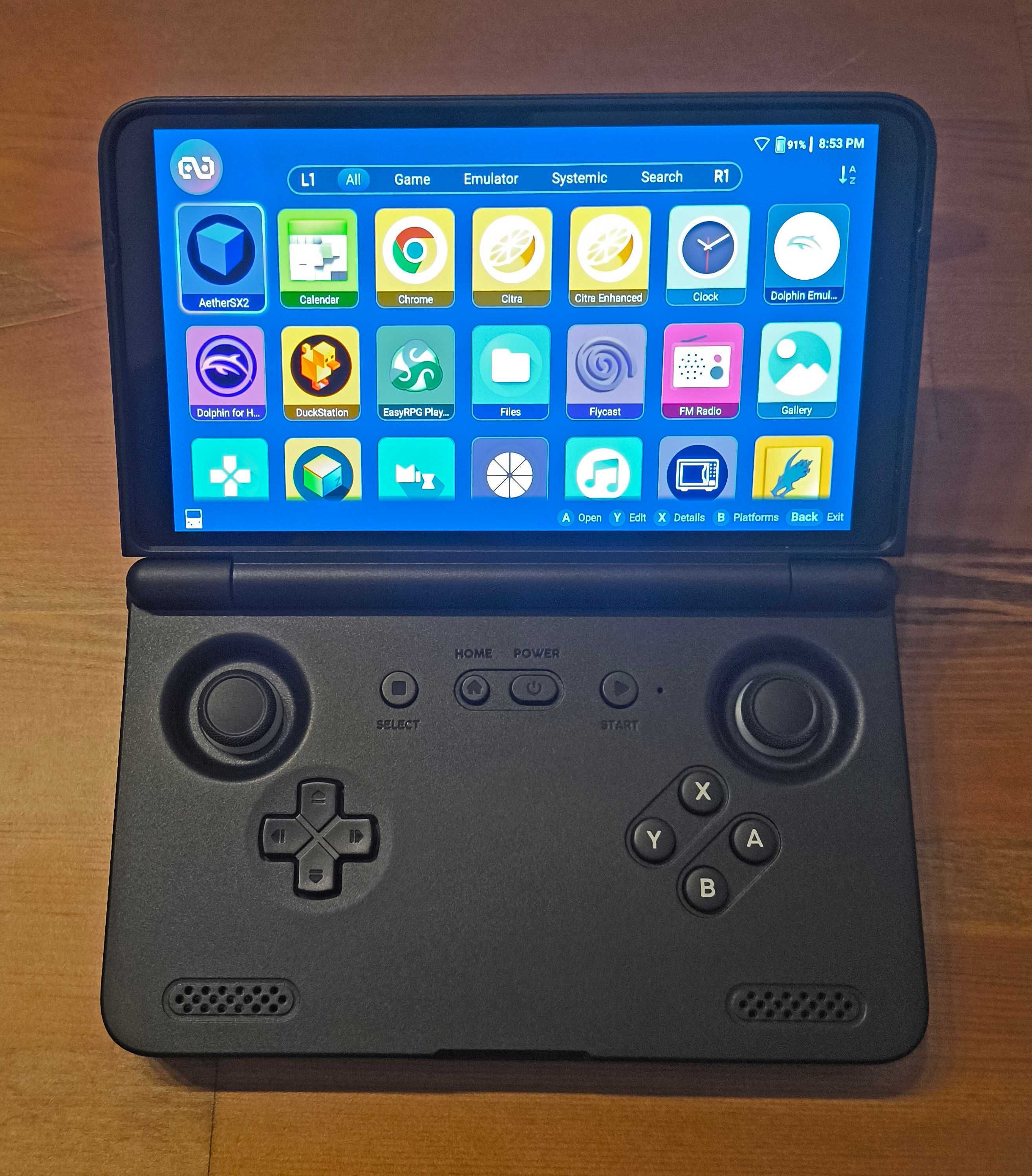 Retroid Pocket Flip 2 konsola retro android 13 ekran 5.5" OLED D1100
