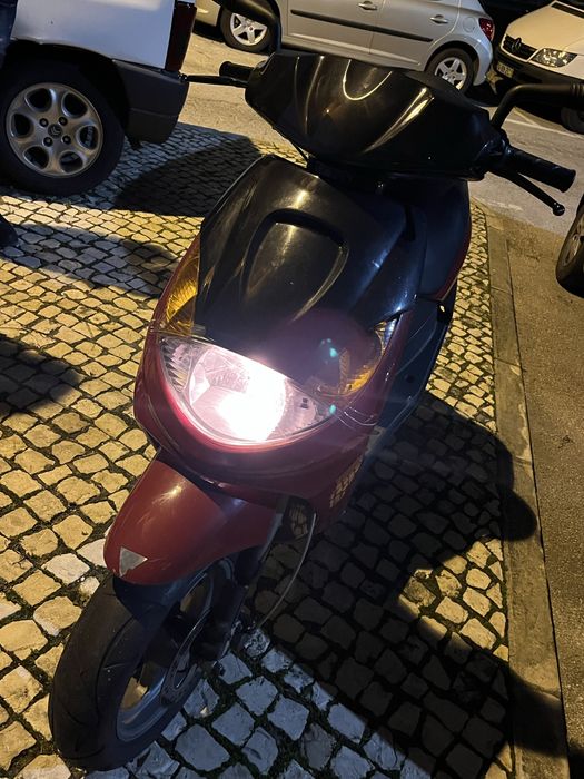 Peogeout vivacity 50