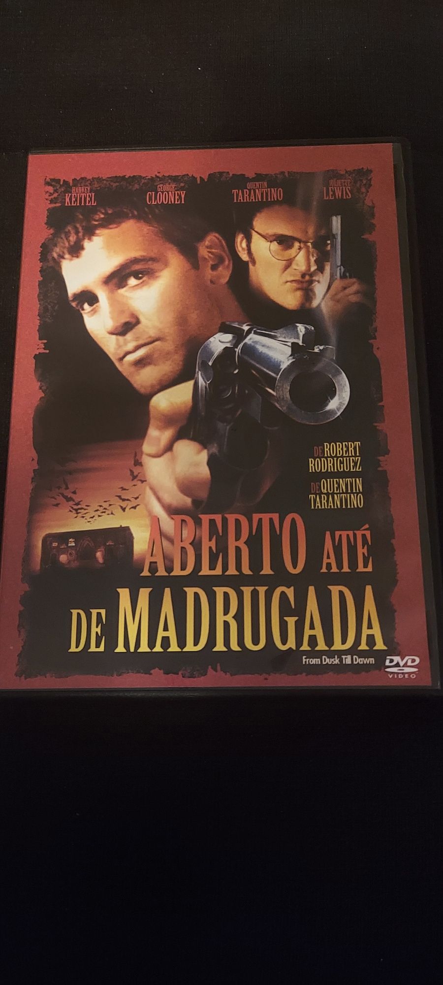 DVD aberto até de madrugada