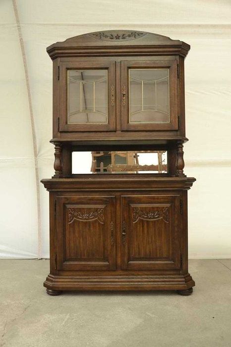 stylowy kredens witryna