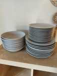 Conjunto de 36 pratos IKEA