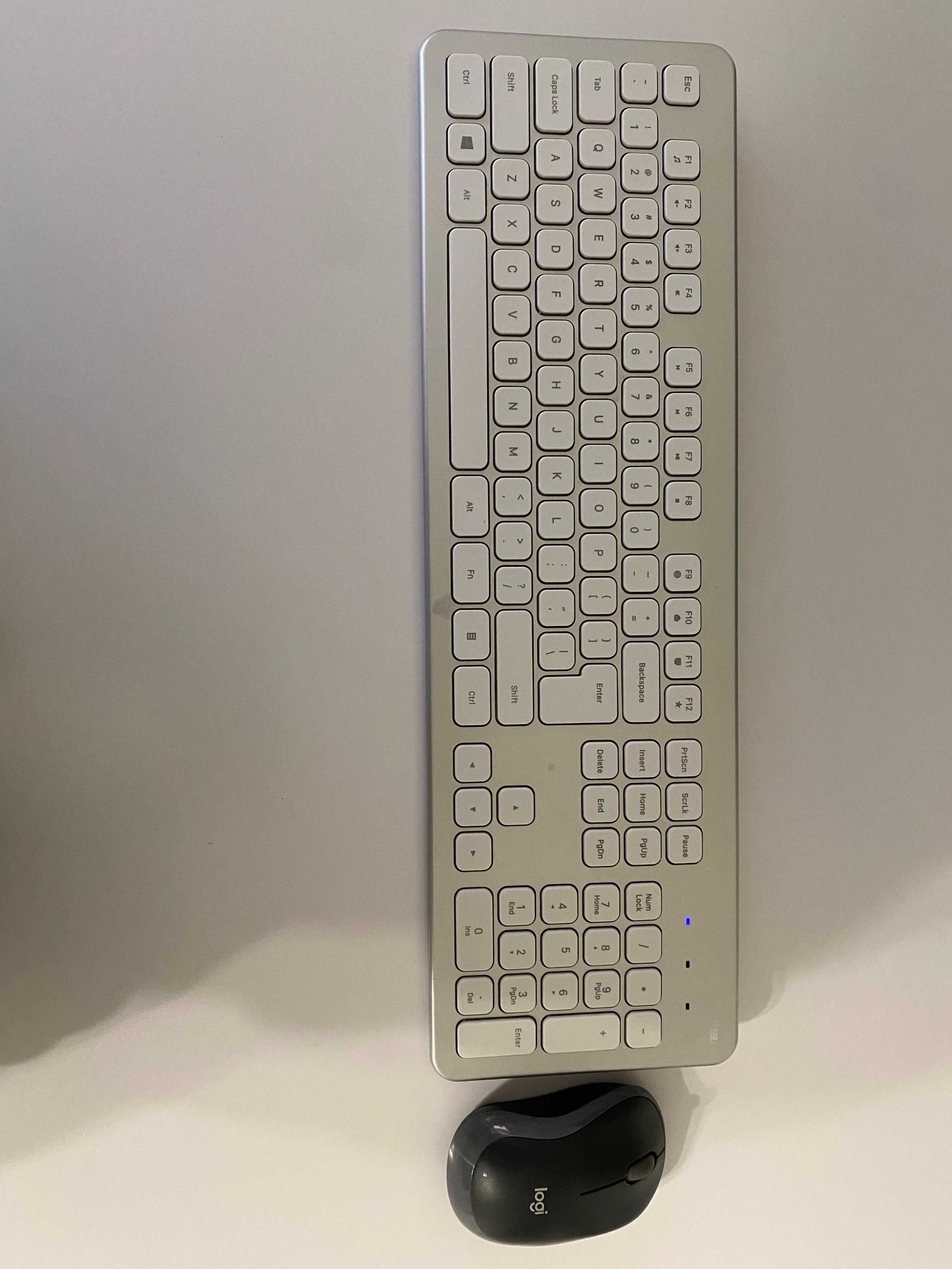 Sprzedam sprawny komputer z monitorem 22 cali