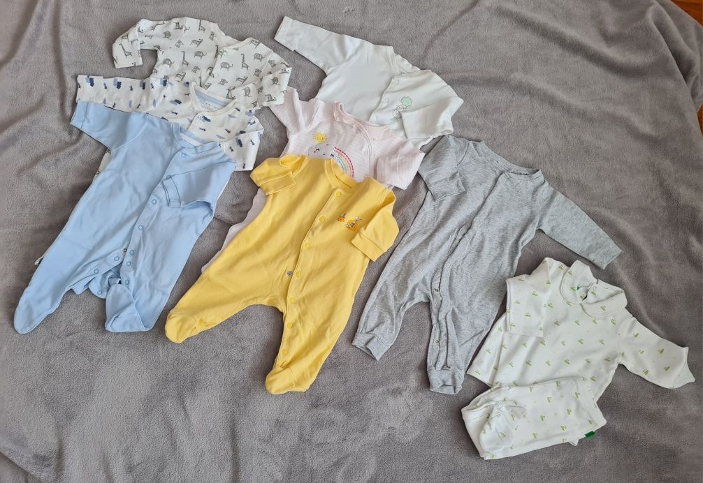 Conjunto babygrows frescos