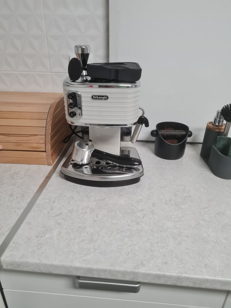 Máquina de Café Delonghi Scultura