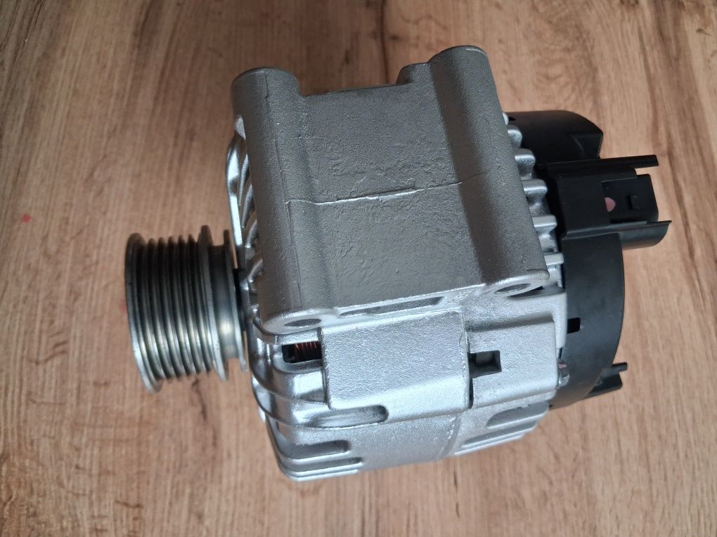 Alternator Valeo 150A Audi a4 B5 B6 B7 TT  1.6 1.8 2.0 TFSI Octavia II