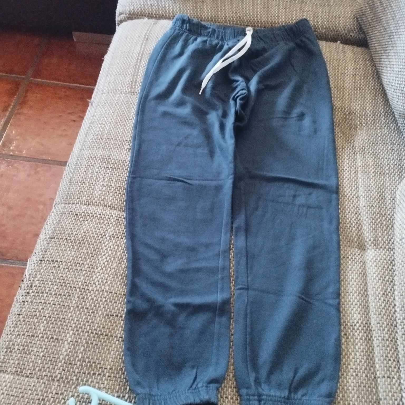 Roupa de rapaz como nova