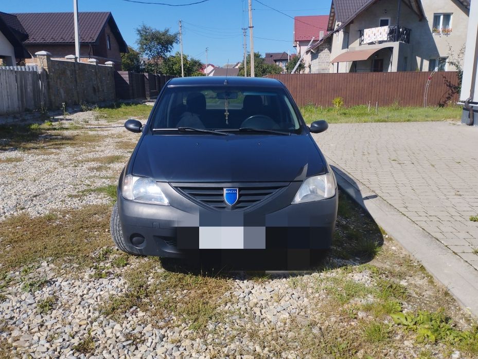Автомобіль dacia logan
