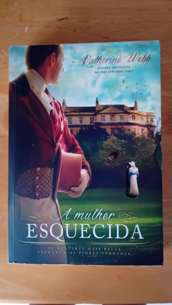 A mulher esquecida - Catherine Webb