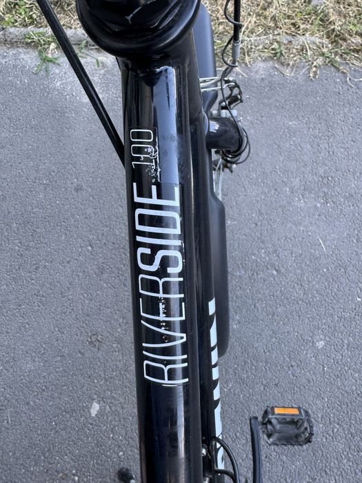 Rower Riverside 100 (2018) – rozmiar M, koła 28” + dodatki