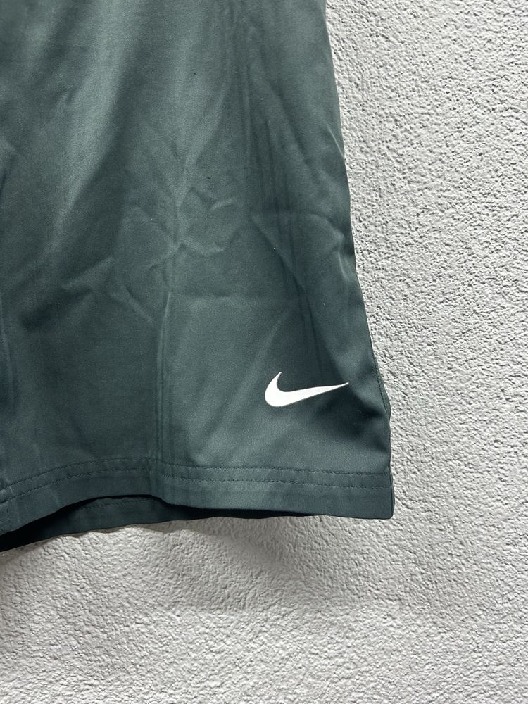 Спортивні шорти Nike L чоловічі оригінал