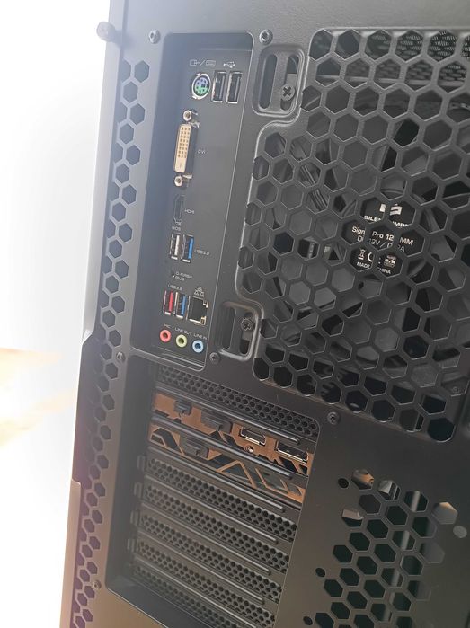 Komputer Gamingowy Ryzen 5600x, 16GB DDR4, RTX 2070 8GB, 500gb m2+1TB