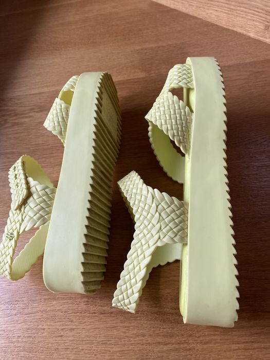 Босоніжки Мелісса