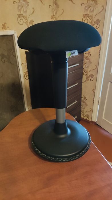 Стул стілець гриб AMF Move для активного сидіння