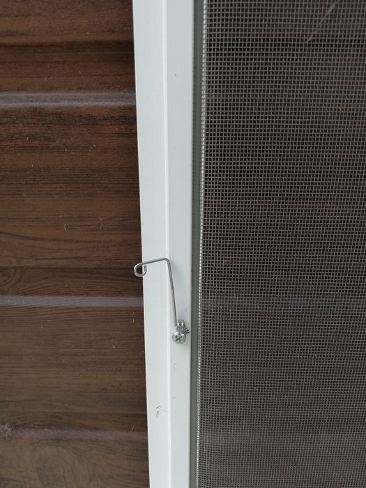 Moskitiera, siatka na okno.