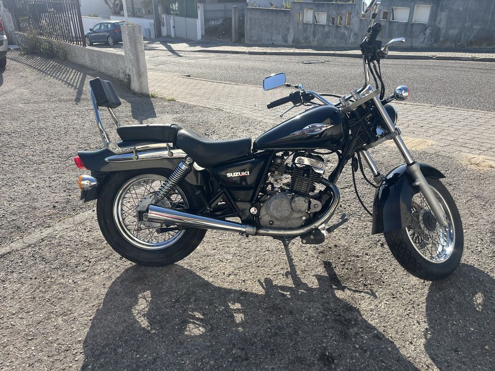 Suzuki gz125 marauder