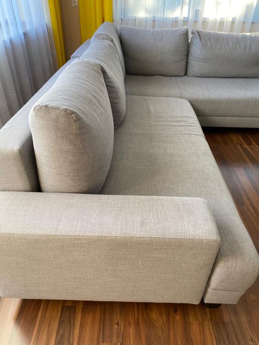Sofa rogówka rozkładana szara Agata poduszki r
