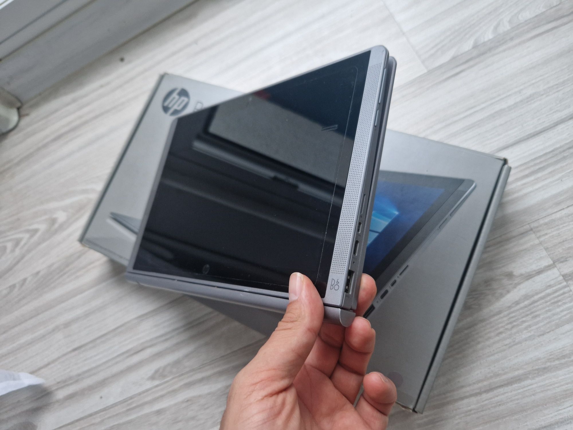 HP Pavilion x2 Detachable Tablet, laptop, 2w1 Win10/2/256GB SSD