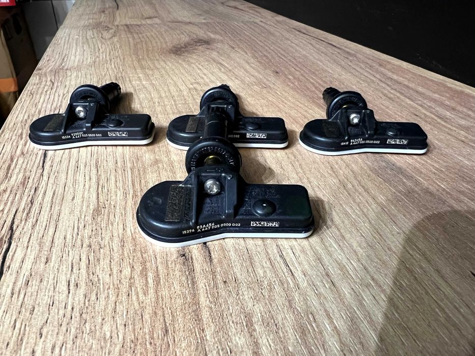 Czujniki ciśnienia opon powietrza Mercedes-Benz^ Vito Viano TPMS NOWE