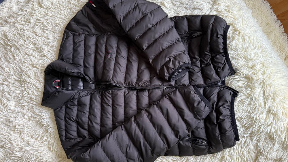 Куртка чоловіча M чорна