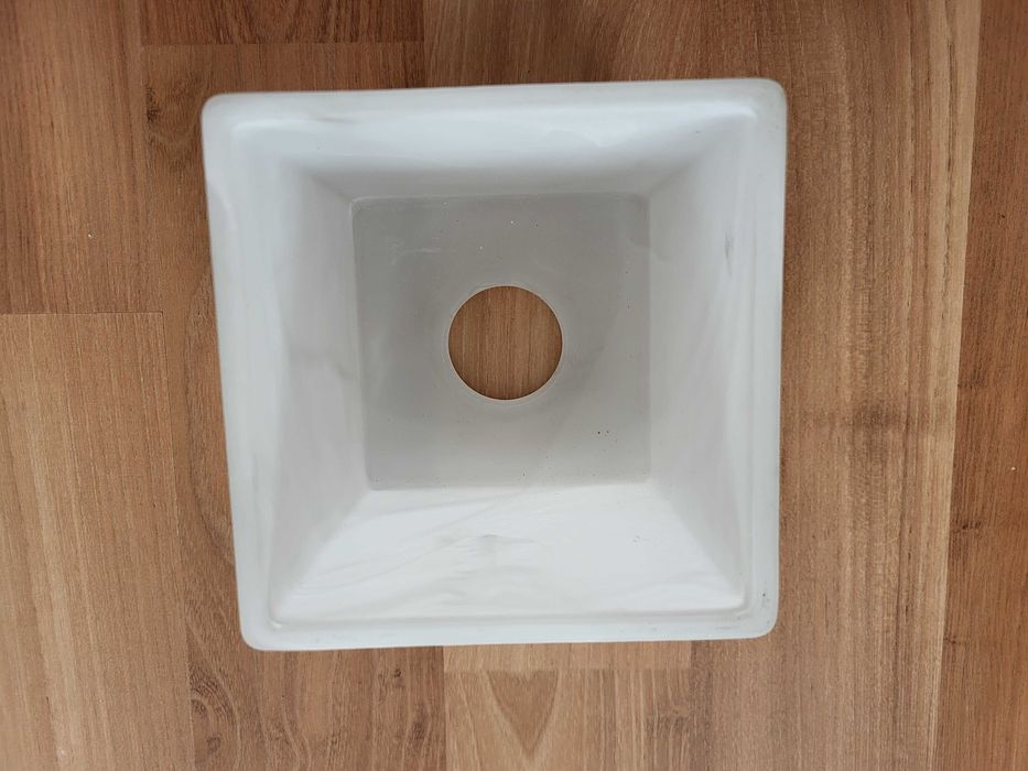 kwadratowy, szklany klosz