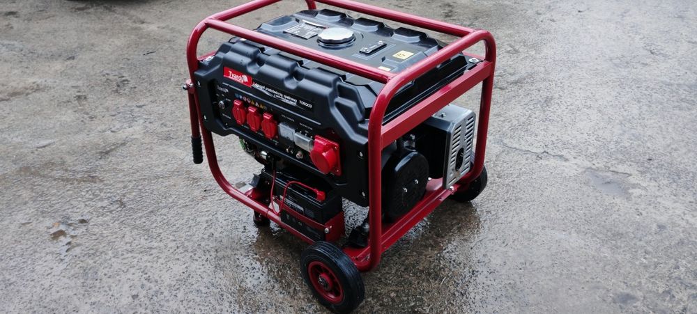 Генератор 6.6 kw Travdy FY 6500 (три фази)