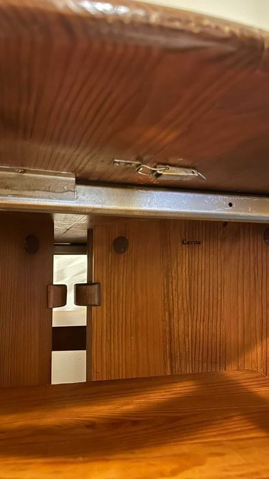 Mesa de sala redonda extensível Cerne c/4 cadeiras