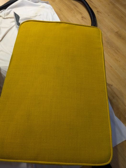 Pranie kanap, krzeseł, dywanów, tapicerki samochodowej