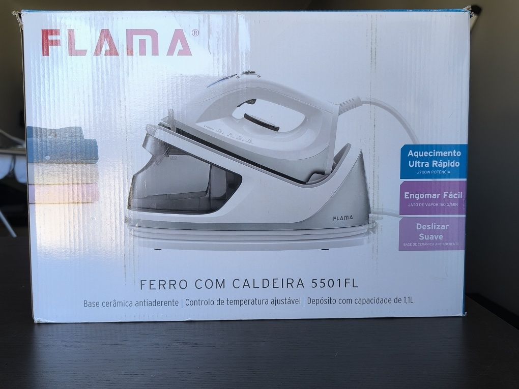 Ferro de engomar com caldeira Flama