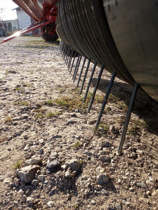 Prasa belujaca unia, mc hale, Claas, lely, krone, new holland