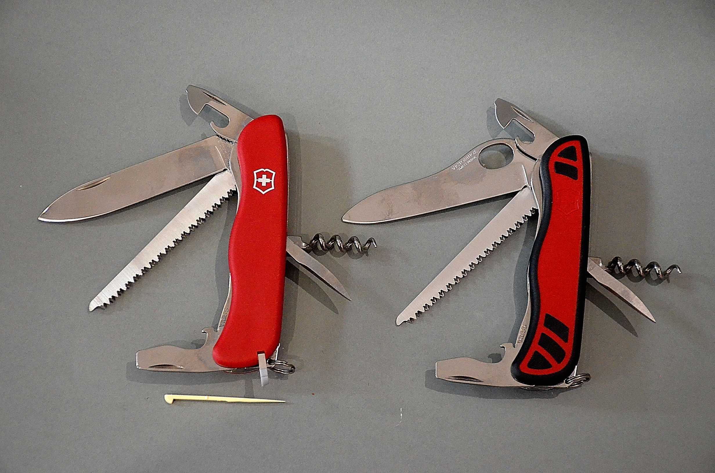 Victorinox scyzoryk 111 mm, Forester 0.8361 MC one hand