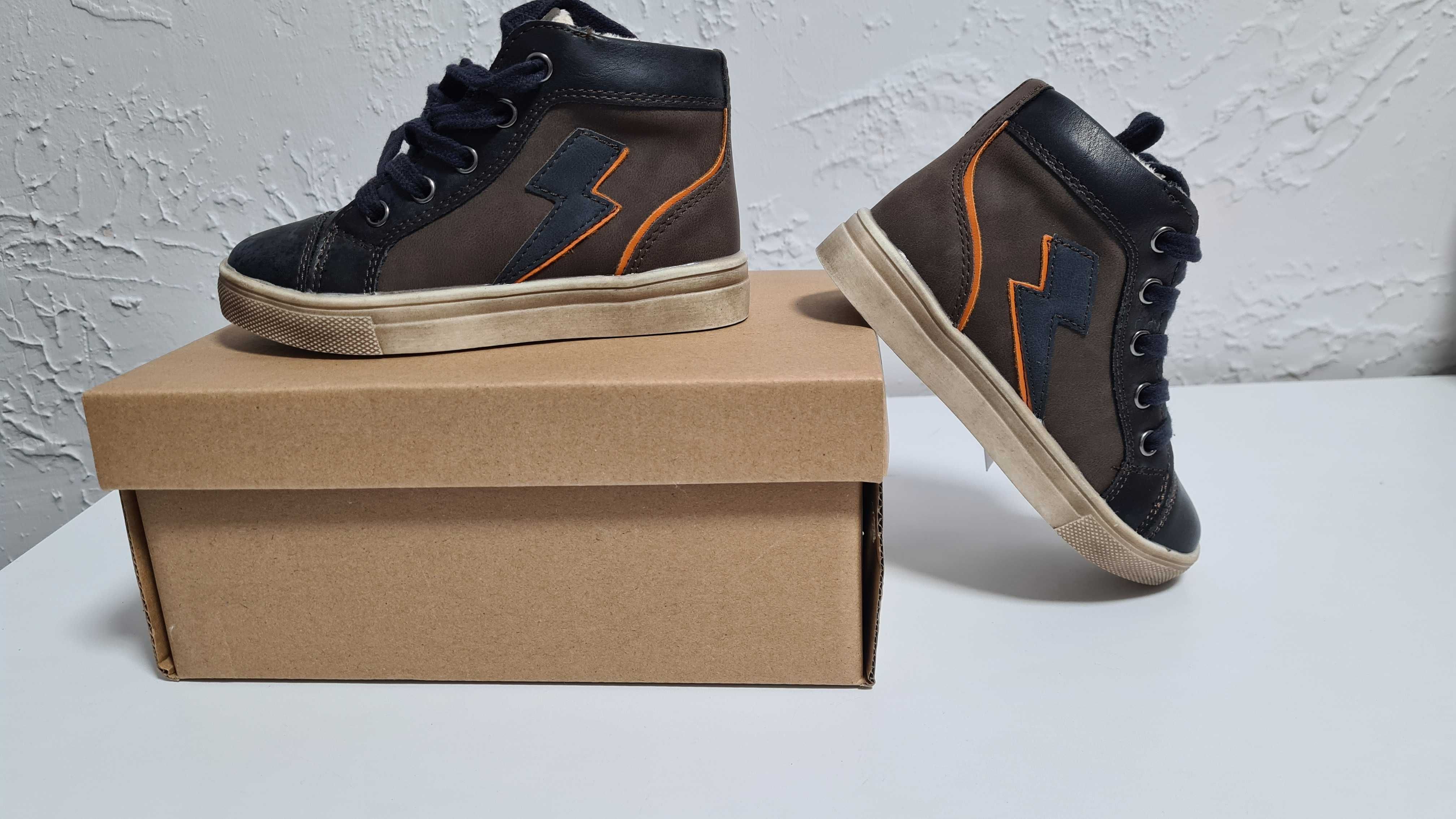 Buty dziecięce oryginalne Nike Adidas Calvin Klein Roz. 24 25 26 Łódź