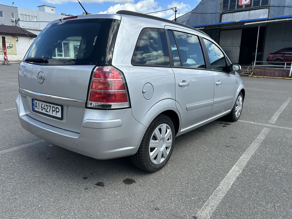 Opel zafira 2006