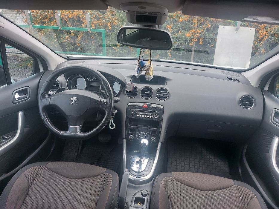 Авто Пежо 308 2013 р.в.