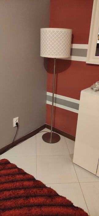 Candeeiro de pé IKEA