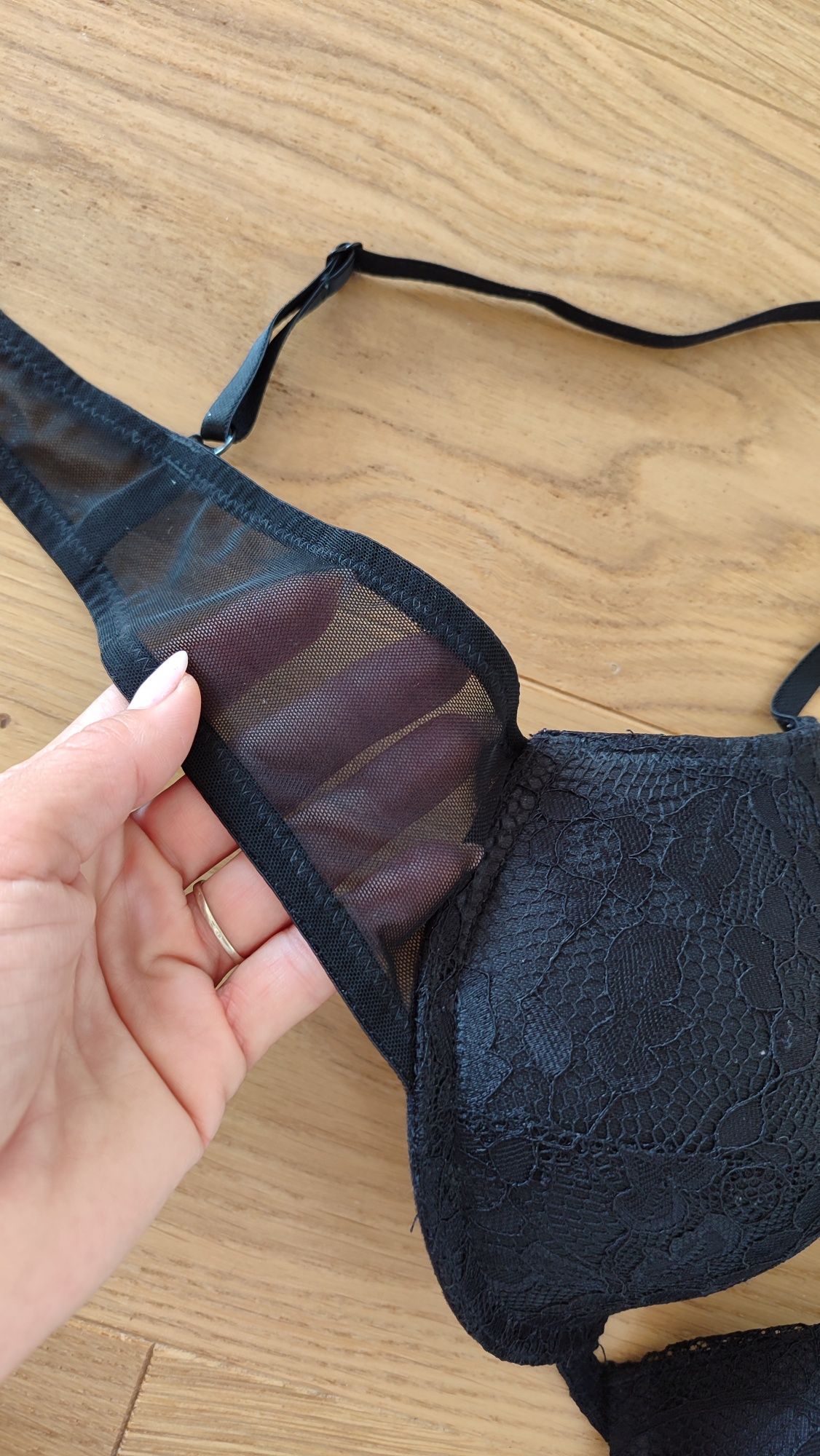 Stanik push-up czarny koronka h&m 80B