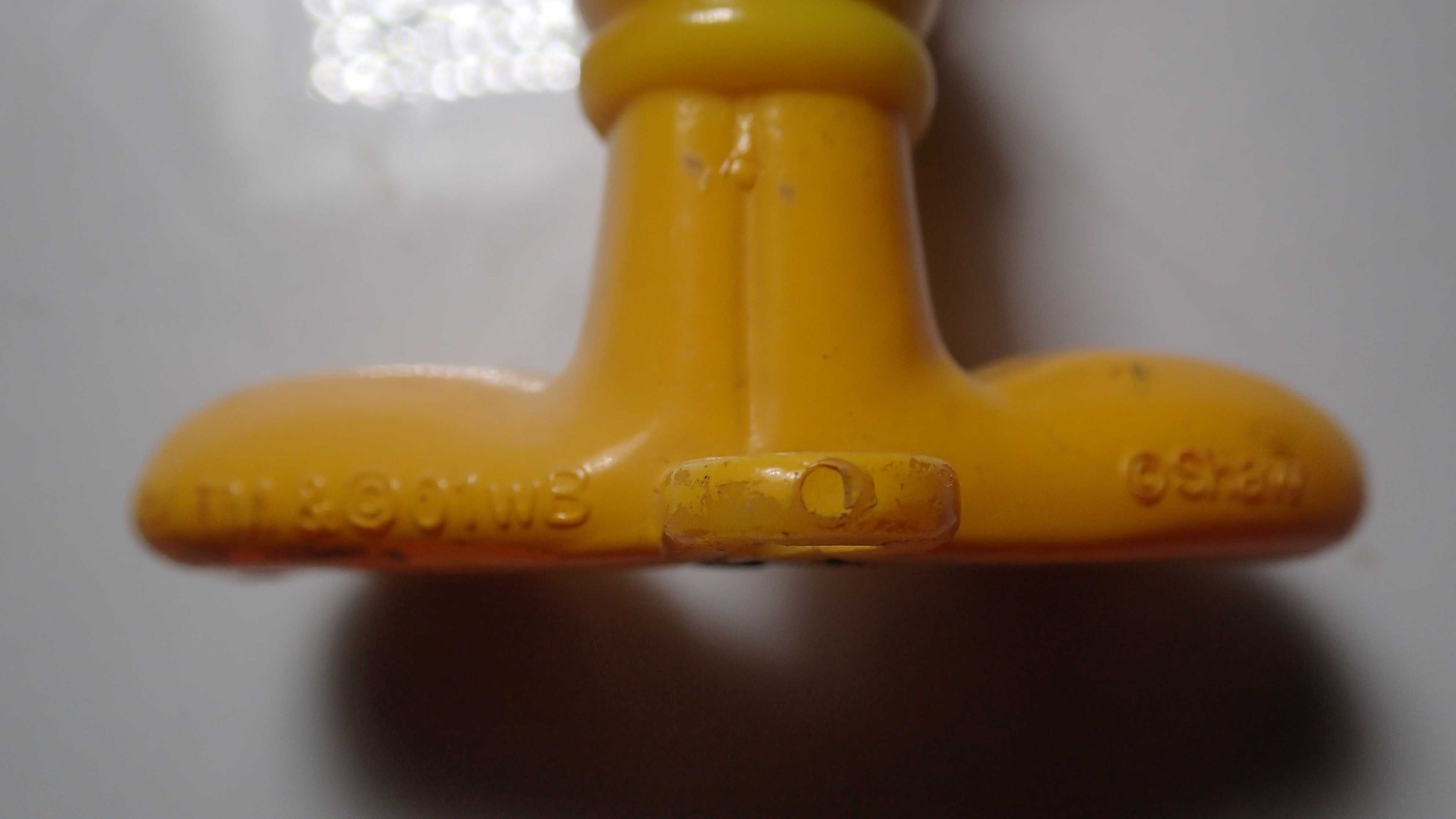 Boneco de plástico antigo, Piu Piu