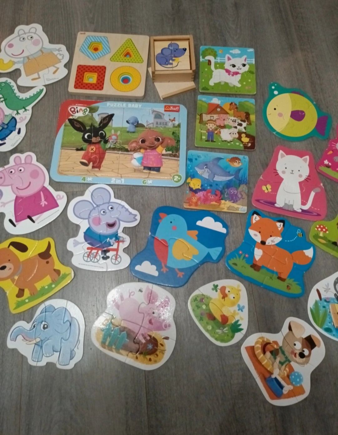 Zestaw puzzli układanek dla dziecka pierwsze puzzle Peppa Bing zwierzę