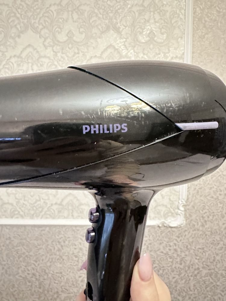 Фен Philips Salon dry control