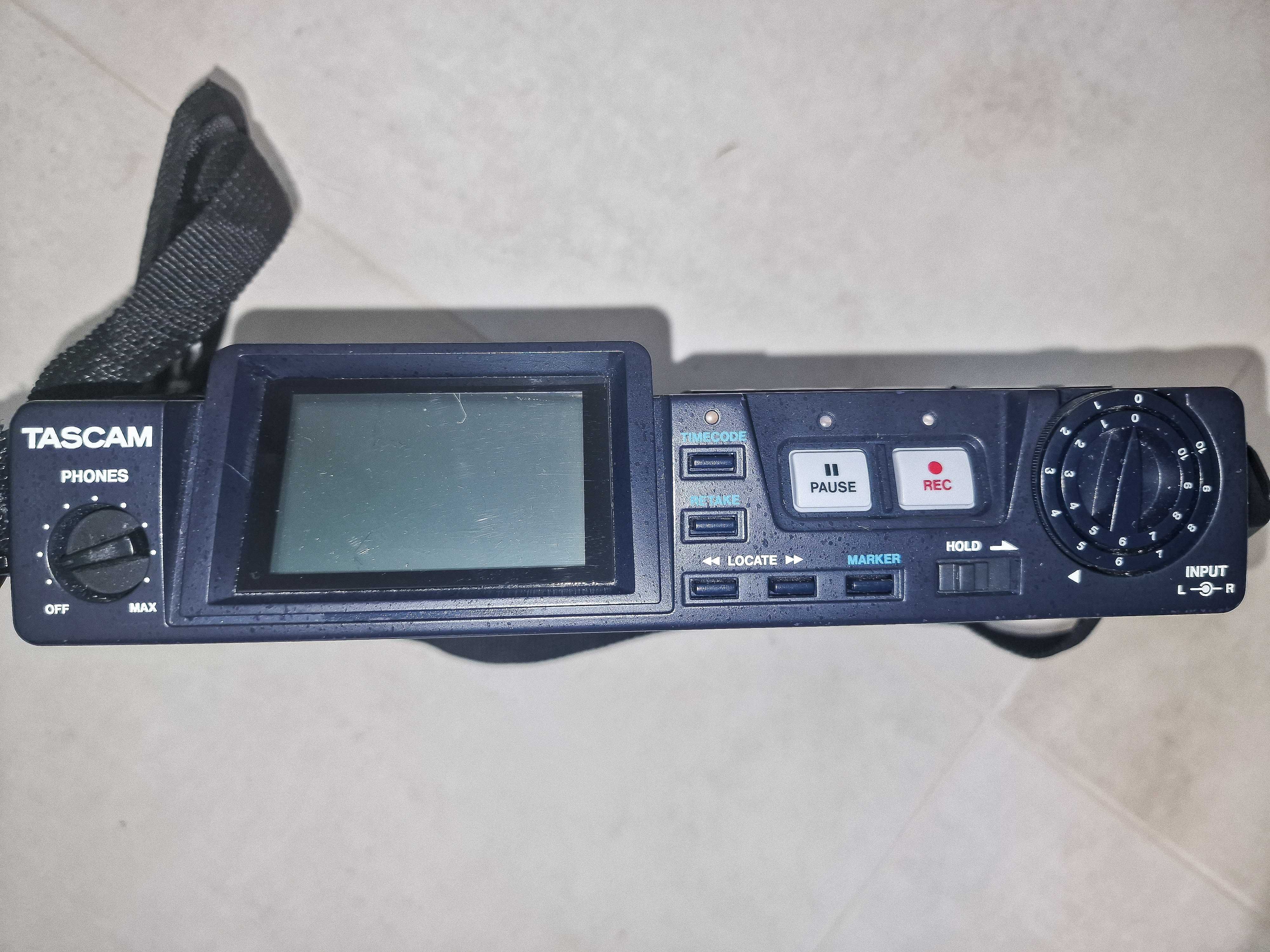 Tascam HD-P2 profesjonalny stereofoniczny rejestrator dźwięku