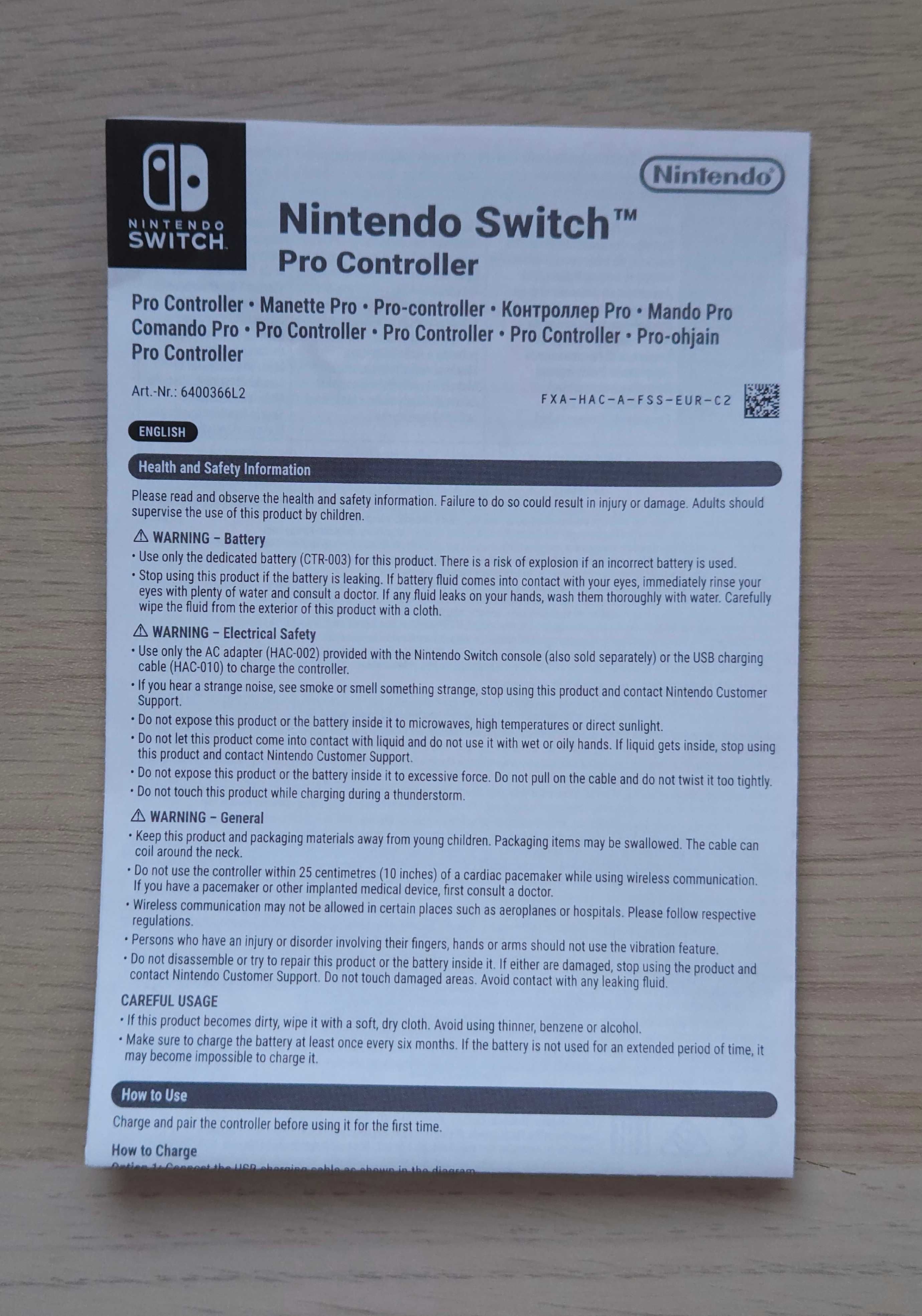 Nintendo Switch Pro Controller używany pudełko i kabel